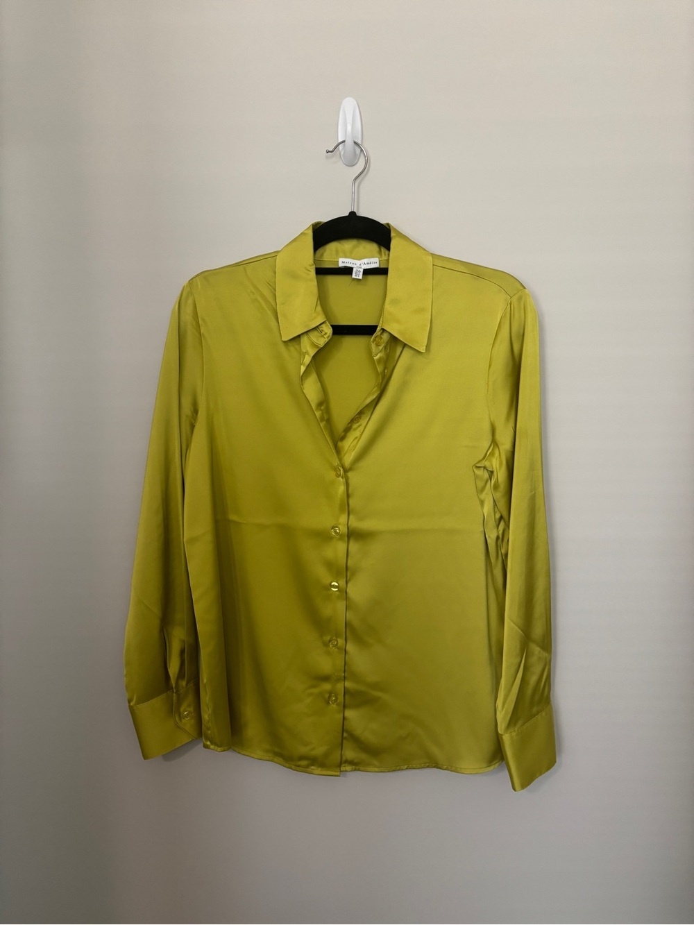 Madison d’ Amelie Silk-Look Chartreuse Button-Up Blouse NWOT - Size S -
